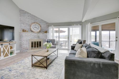 Bristol Apartment | Newfound Lake Vacation Rental with Deck and Lake View