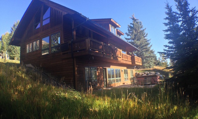 Snowmass Village House | Newhard Chalet-Great for Groups Families/Friends Going to Races, Fests, Weddings