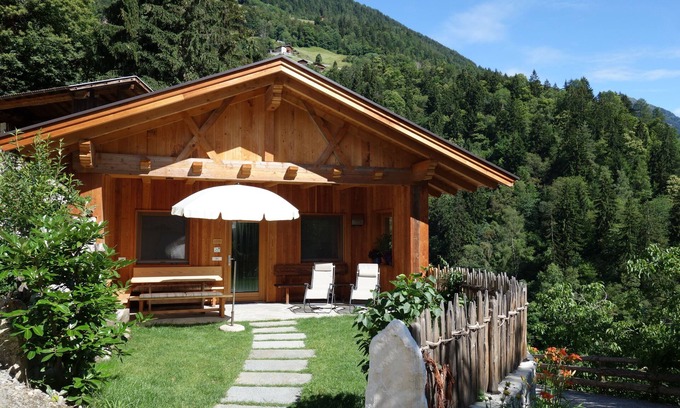 Rifiano House | Newly built farm chalet in a quiet location