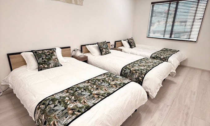 Kita House | Newly-built, single building for rent in Umeda-Tenjinbashi area, 3 min. walk from Osaka Station! Up to 8 people can stay! Walking space available, direct access from Kansai International Airport, plenty of amenities for women