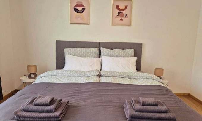 Gmain Apartment | Newly furnished centrally located apartment Aurelia, 25sqm for 1-2 persons