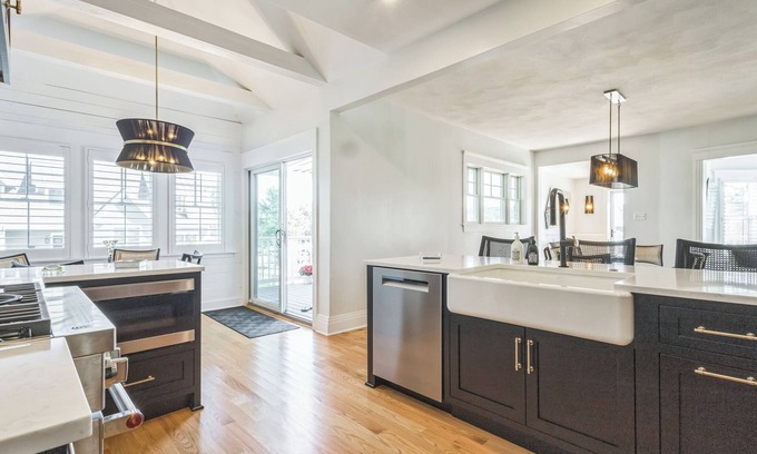 Fontana-on-Geneva Lake House | Newly remodeled art deco inspired home 400 feet from Abbey with Lake views!