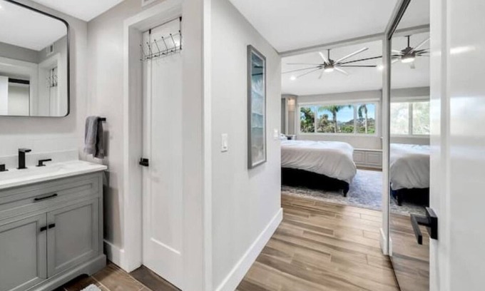 San Onofre House | Newly Remodeled Modern Coastal Gem