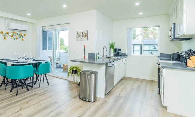 Altadena Apartment | Newly Remodeled 2B2B APT close to Pasadena