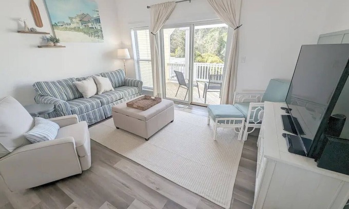 Bermuda Bay House | Newly Renovated Bermuda Bay Townhome