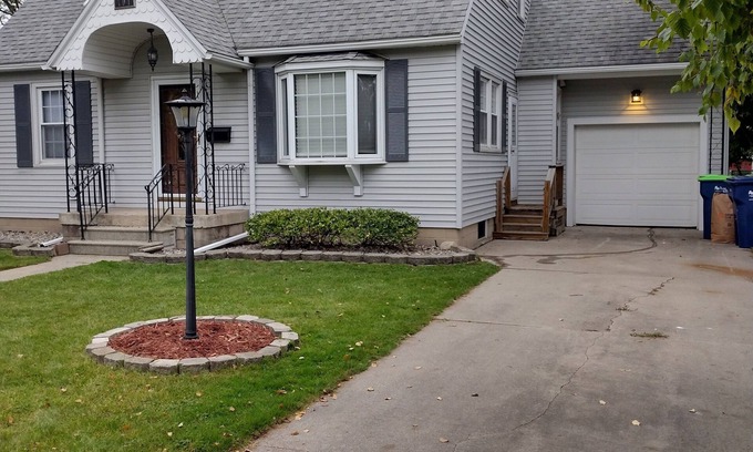 Bay City House | Newly renovated 4bdrm w/fenced in backyard and fire pit. Peaceful neighborhood