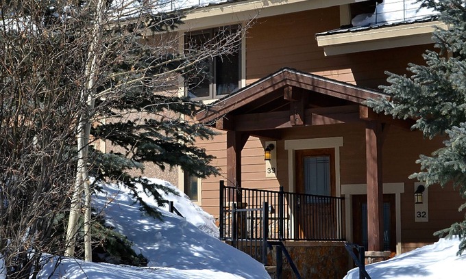 Breckenridge Condo | Newly Renovated! - Backyard Forest View on All Three Floors, 30' to Pool/Hot Tub
