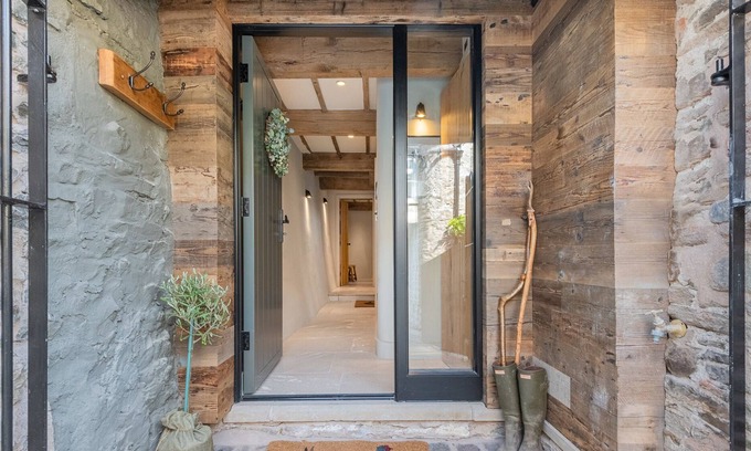 Kirkby Lonsdale House | Newly renovated luxury bolthole, a unique staycation experience.