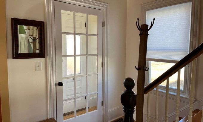 Damariscotta House | Newly Renovated Home in Newcastle Walk to Downtown Damariscotta