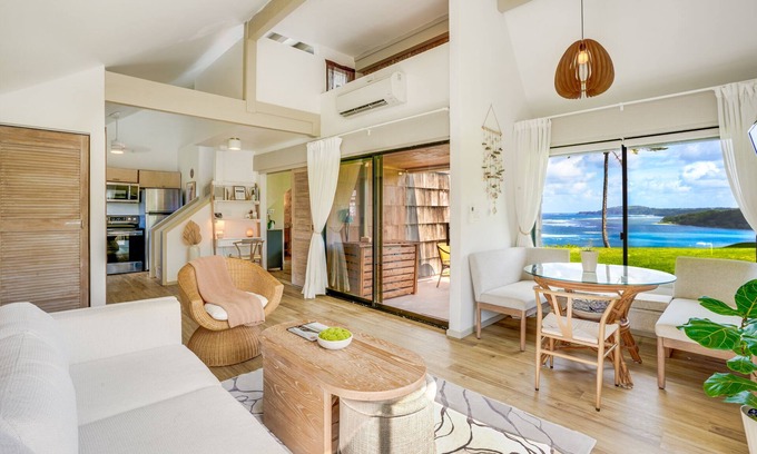 Princeville Condo | Newly Renovated, Modern Beach 70’s Surfer Vibes