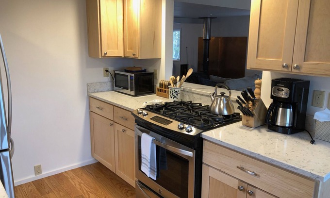 Moretown House | Newly renovated ski/summer house, room for 2 families or large group of friends