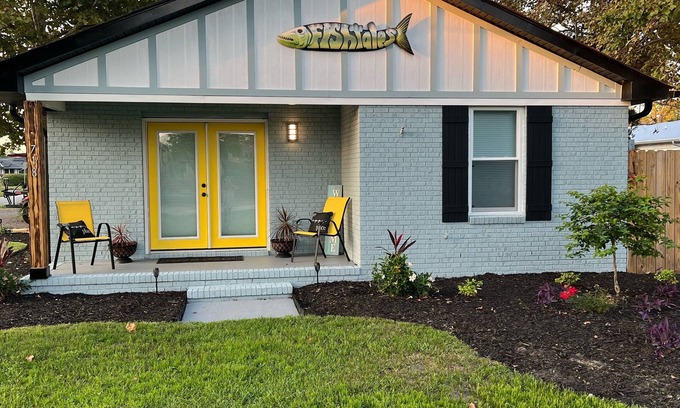 North Carolina Coast House | Newly renovated Beach House on Carolina Beach, PET FRIENDLY with BOAT PARKING!