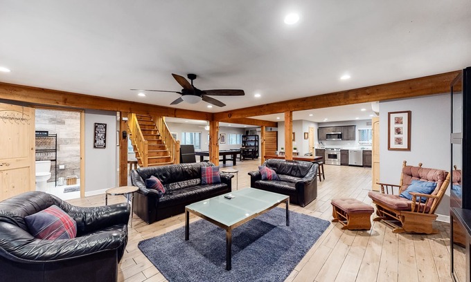 Hendersonville House | Newly-updated 3,200-square-foot mountain home with sauna & firepit - dogs OK