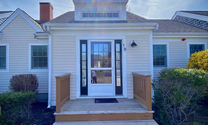 North Truro Condo | Newly updated cozy condo, conveniently located near stunning beaches