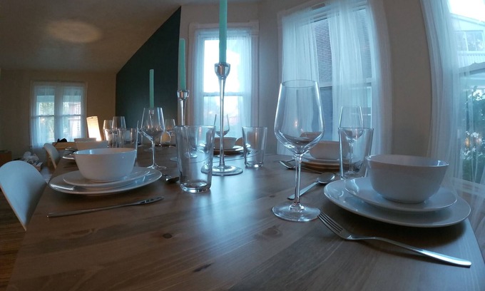 Niagara Falls House | Niagara Falls USA, Five bedroom home, 11 blocks from the Falls