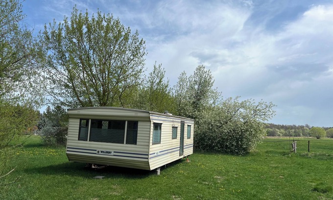 Wilga House | Nice 2-bedroom mobile home in a charming natural place, 1h drive from Warsaw