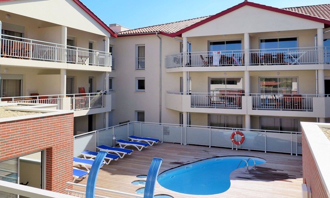 Vieux-Boucau-les-Bains Apartment | Nice apartment for 3 people with WIFI, pool, TV and terrace