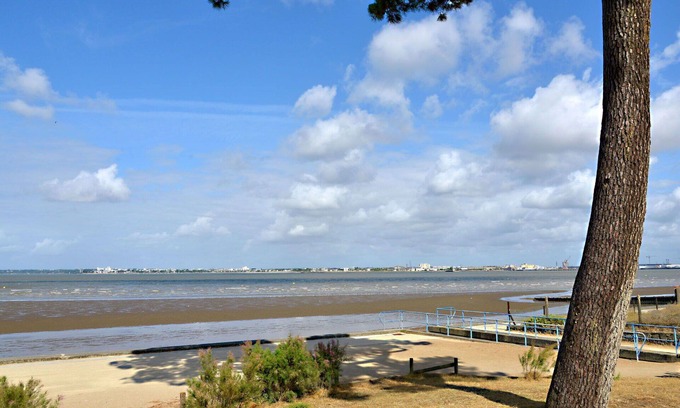 Saint-Brevin-les-Pins Apartment | Nice apartment for 4 guests with WIFI, TV, balcony and parking