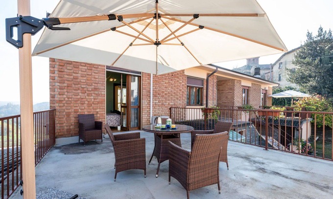 Castagnole Monferrato Apartment | Nice apartment for 4 guests with A/C, WIFI, TV, terrace and parking