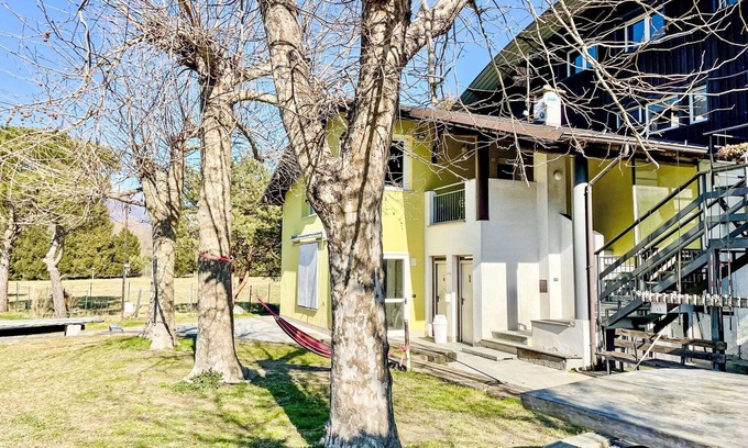 Samolaco Apartment | Nice apartment for 3 guests with WIFI, balcony, pets allowed, panoramic view and parking