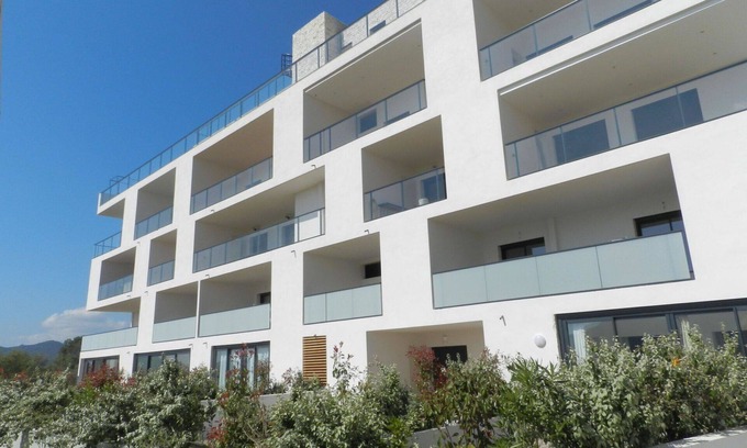 Porto-Vecchio Apartment | Nice apartment for 2 guests with A/C, pool, WIFI, TV, terrace and parking