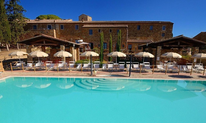 Casalappi Other | Nice apartment for 3 people with A/C, pool, TV and panoramic view