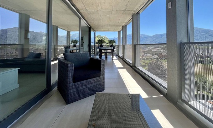 Riazzino Apartment | Nice apartment for 4 people with WIFI, TV, terrace, panoramic view and parking