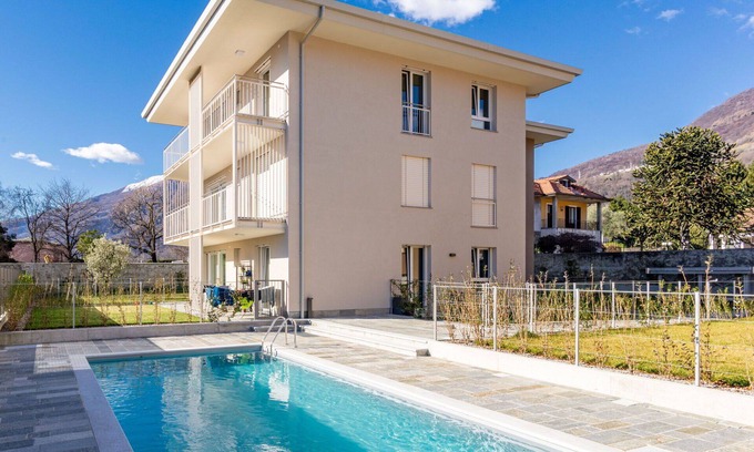 Consiglio di Rumo Apartment | Nice apartment for 4 guests with pool, WIFI, A/C, TV and balcony