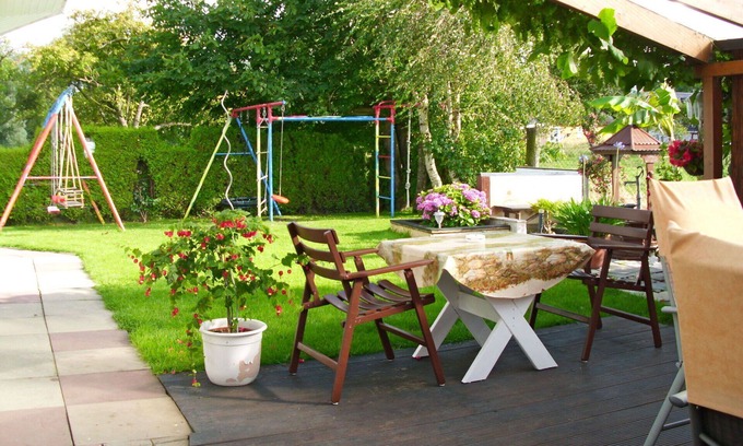 Cuxhaven Apartment | Nice apartment for 5 guests with WIFI, TV, terrace, pets allowed and parking