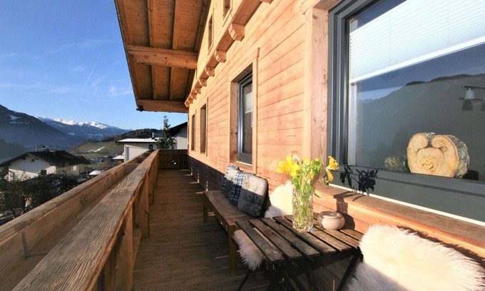 Wiesing Apartment | Nice apartment for 6 guests with WIFI, TV and balcony