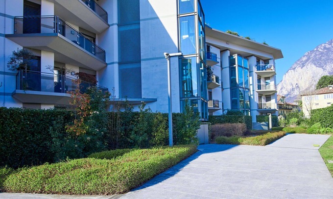 Lecco Apartment | Nice apartment for 6 guests with WIFI, TV, patio and parking