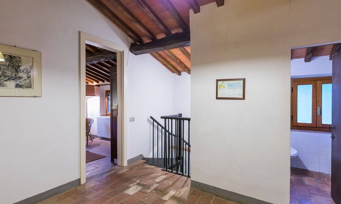 Pescia Apartment | Nice apartment for 7 people with pool, WIFI, TV, patio and pets allowed