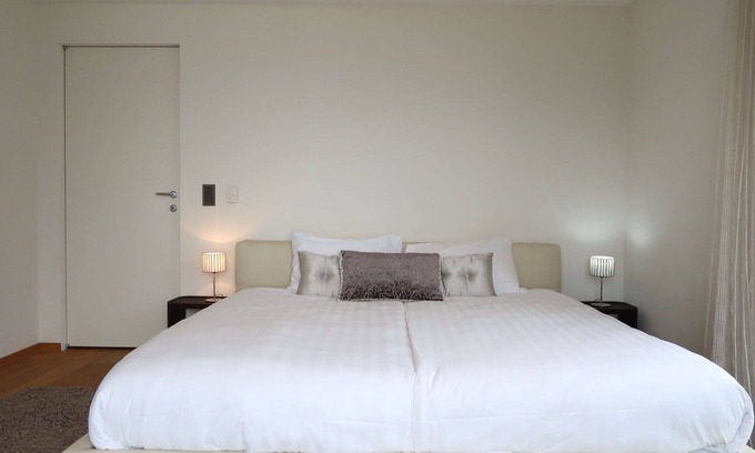 Montreux Apartment | Nice apartment for 8 people with pool, WIFI, TV, balcony and panoramic view