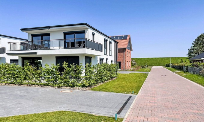 Butjadingen Apartment | Nice apartment for 11 people with WIFI, TV, terrace and parking