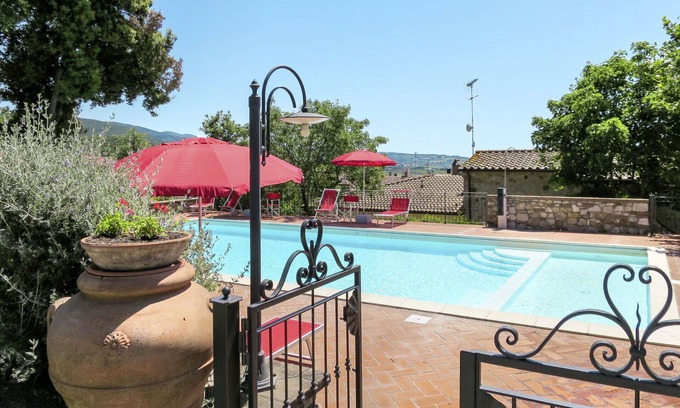 Santa Luce Apartment | Nice apartment for 4 people with WIFI, pool, TV, patio and pets allowed
