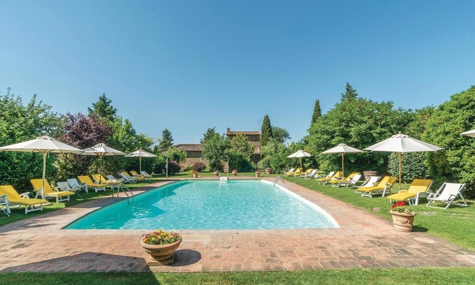 San Pietro a Cegliolo Apartment | Nice apartment in Cortona AR with WiFi