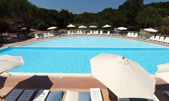 Guardistallo House | Nice apartment in villa for 6 people with pool, terrace and pets allowed