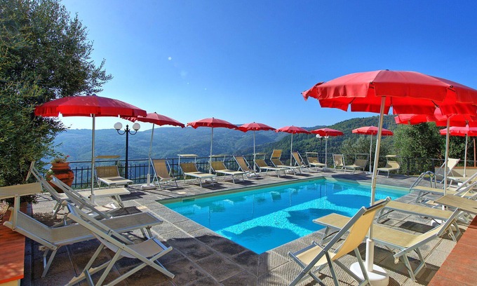 Montebonello Villa | Nice apartment in villa with pool, A/C, WIFI, TV, patio, pets allowed, panoramic view, parking