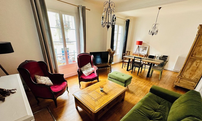 Bassins a Flot Apartment | Nice apartment with wifi near town center and Wine Museum