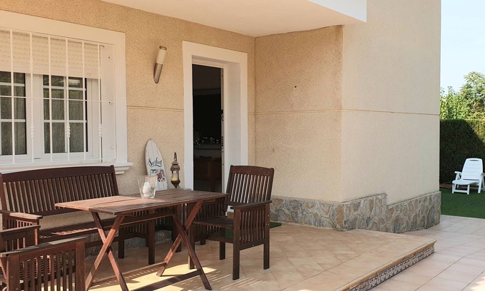 Benidorm House | Nice bungalow in Benidorm 500 meters from the Levante beach. Corner of Loix