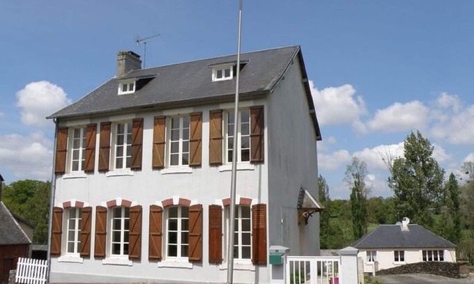 Hambye House | Nice holiday home in Hambye with parking