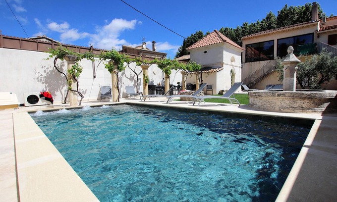Rochefort-du-Gard House | Nice home in Rochefort-du-Gard