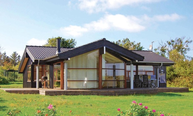 Lonstrup House | Nice home in Hjørring with sauna