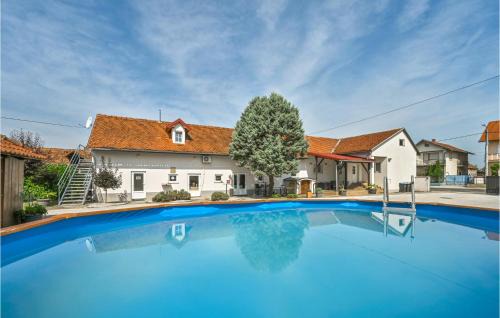 Majerje House | Nice Home In Majerje With Sauna