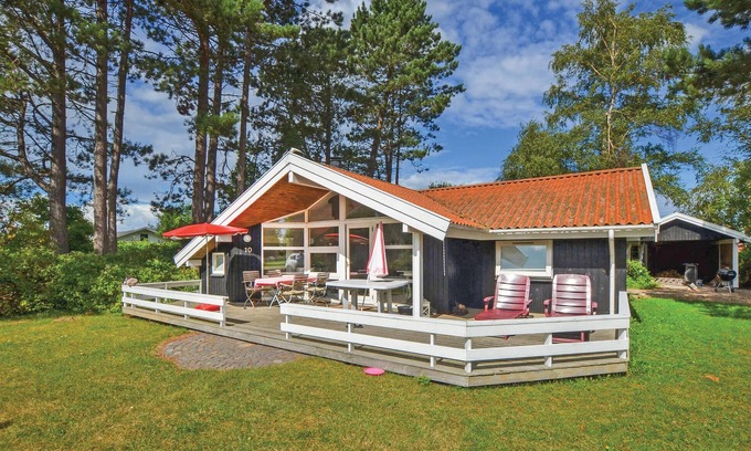 Jørgensø House | Nice home in Otterup with sauna