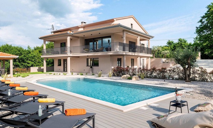 Pican House | Nice home in Potpican