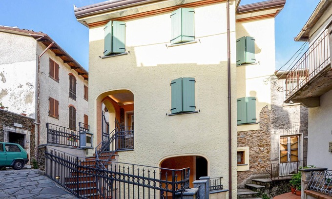 Stazzema House | Nice home in Terrinca with WiFi