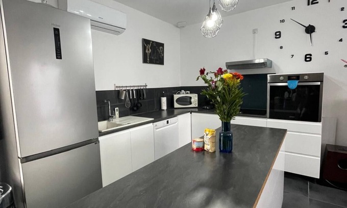 Aimargues House | Nice house for rent