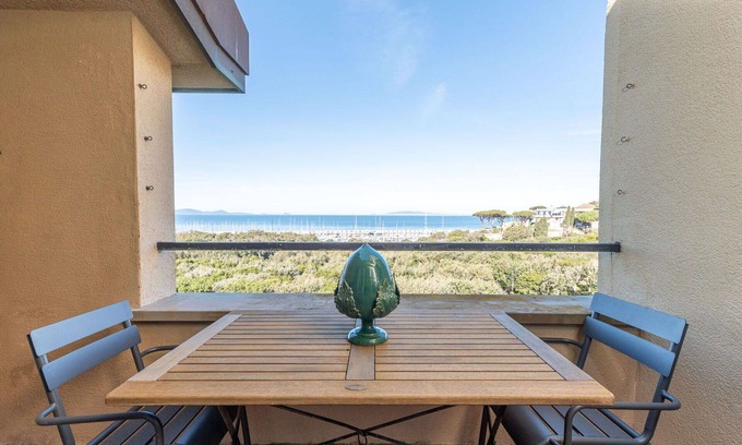 Punta Ala Apartment | Nice apartment for 4 guests with A/C, WIFI, TV, terrace and pets allowed