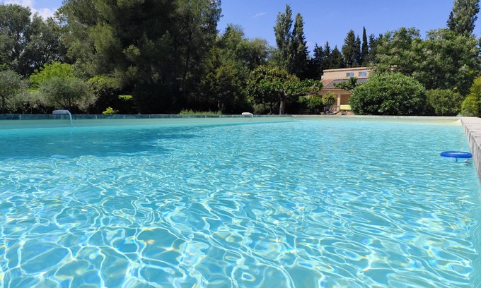 Tarascon Cottage | Nice little house with park and large pool - Fontvieille center 1km - Provence
